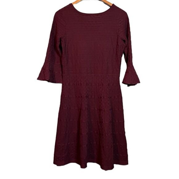 NWT! Gabby Skye v neck knitted maroon dress - Picture 10 of 12